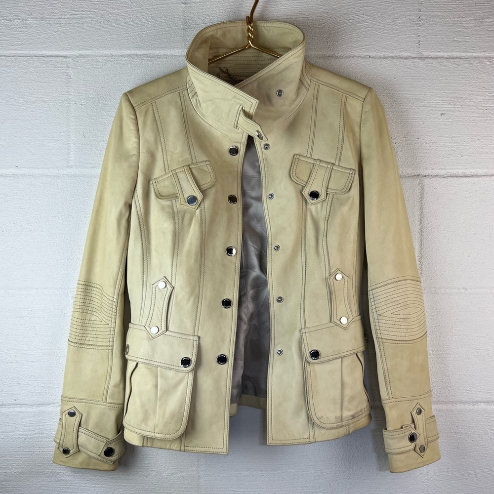 🔥 Karen Millen Cream Moto Jacket 🔥